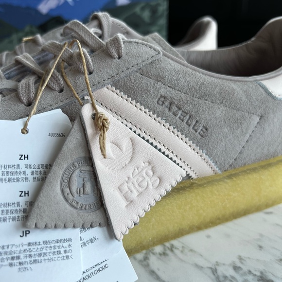 M 10.5 Ronnie Fieg x Clarks x 8th St Adidas Gazelle - Picture 9 of 15